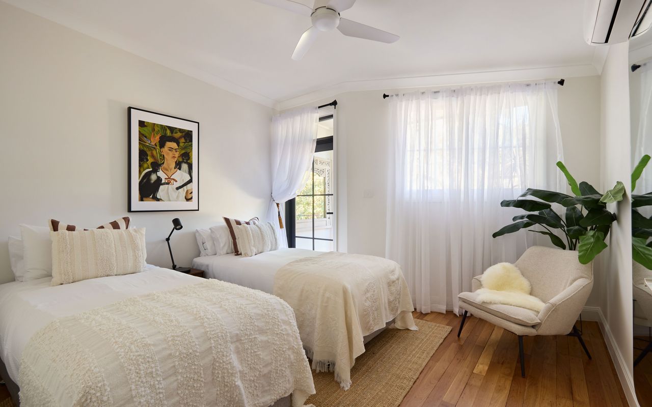 Casa Bonita, Bondi ISYD