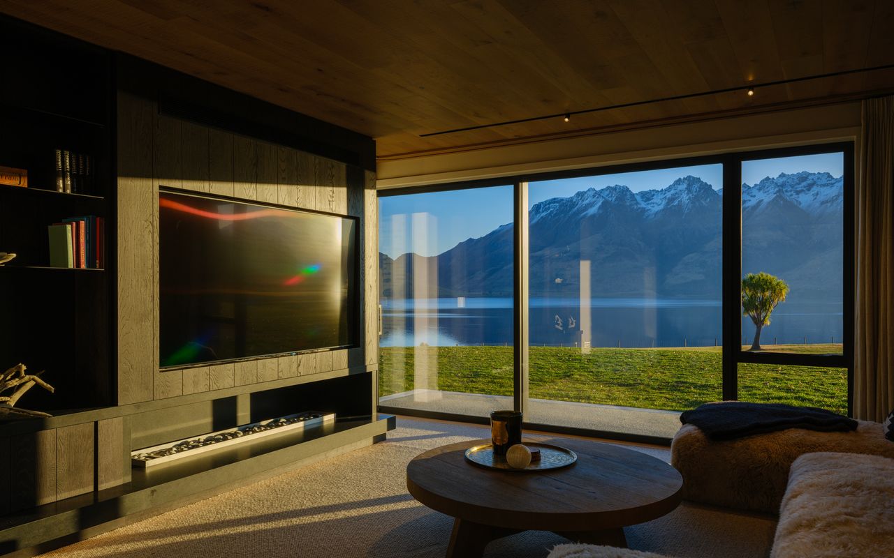 The Lakefront Estate