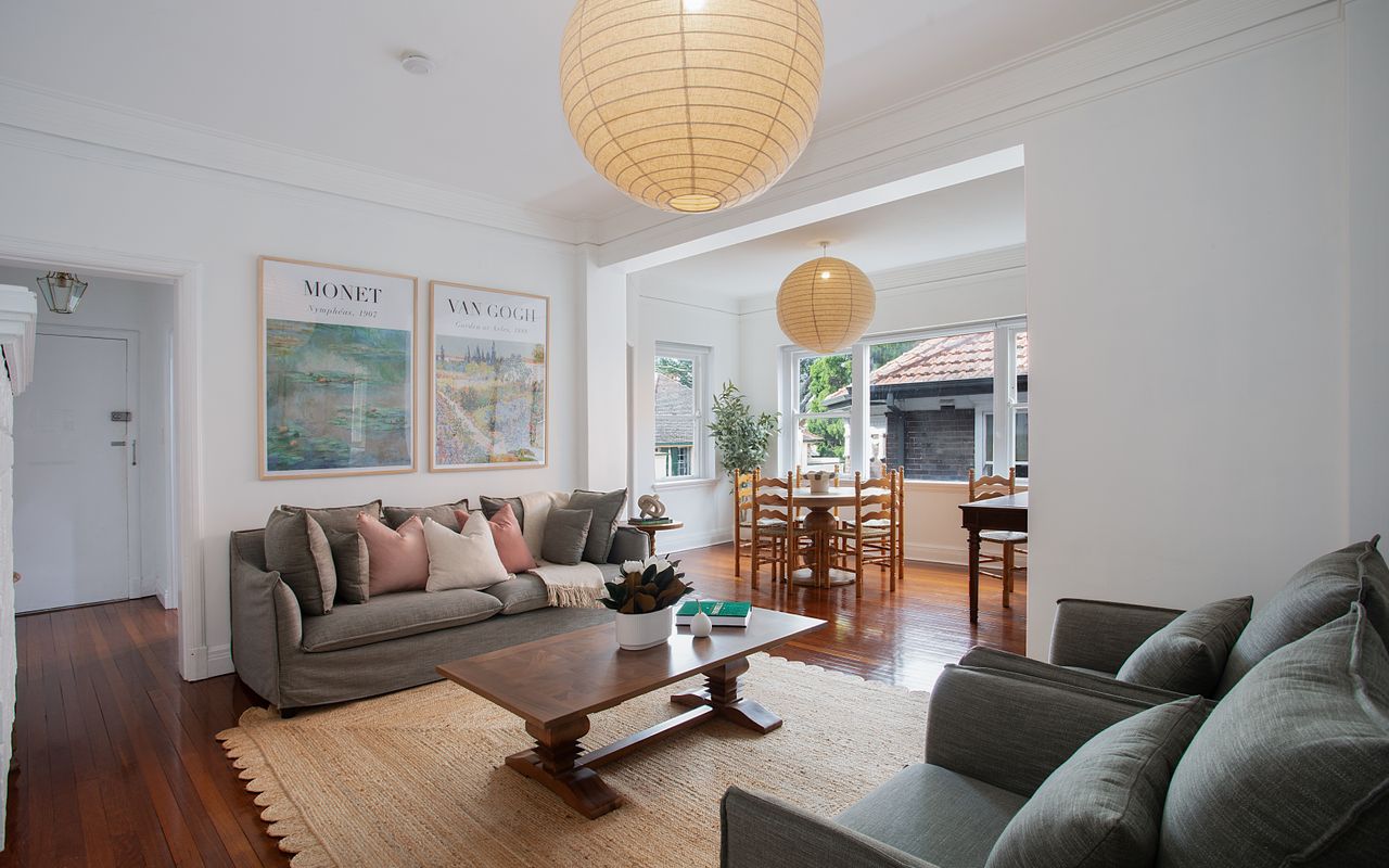 The Winchester, Edgecliff ISYD