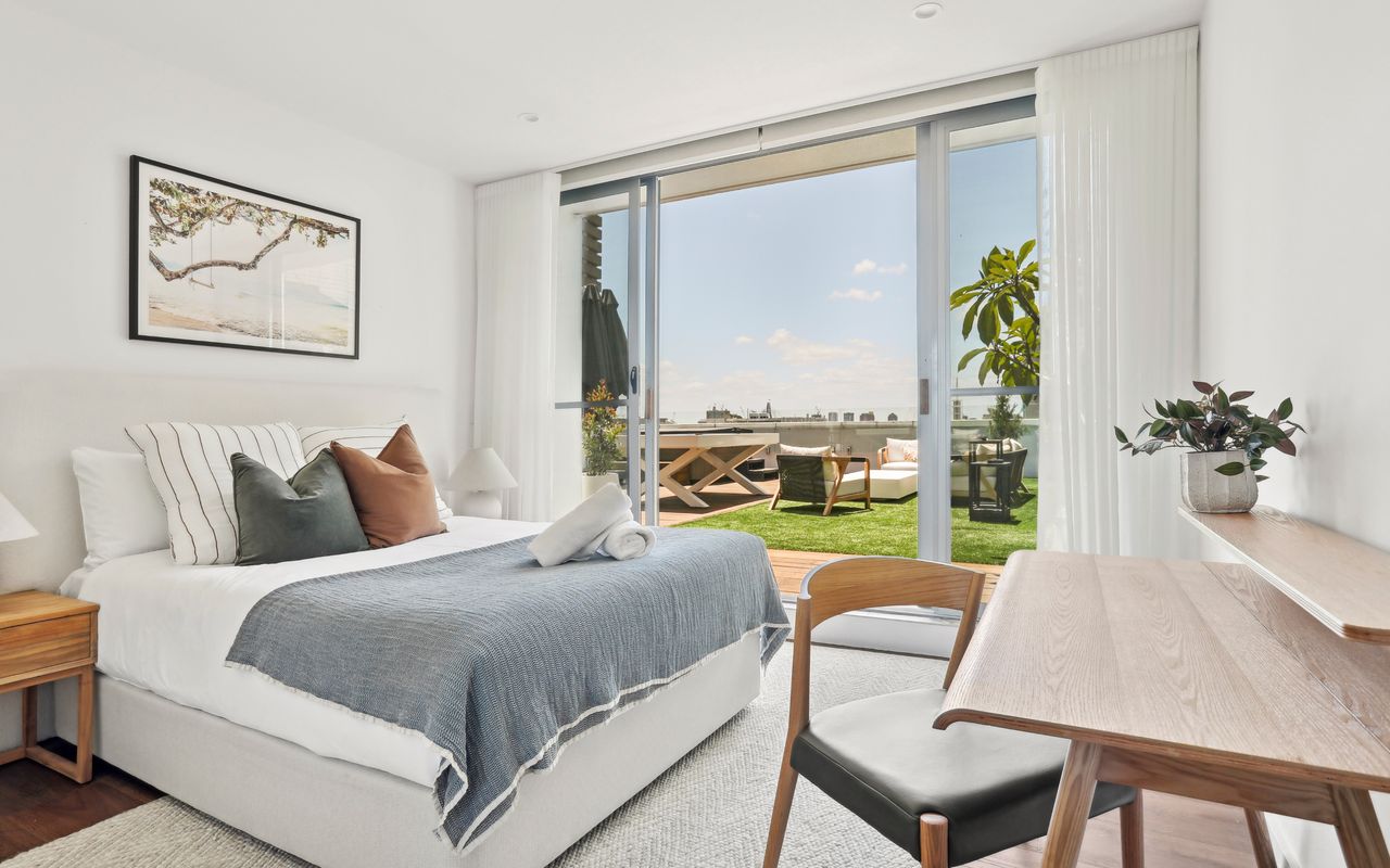 Skyline Retreat, Chippendale ISYD
