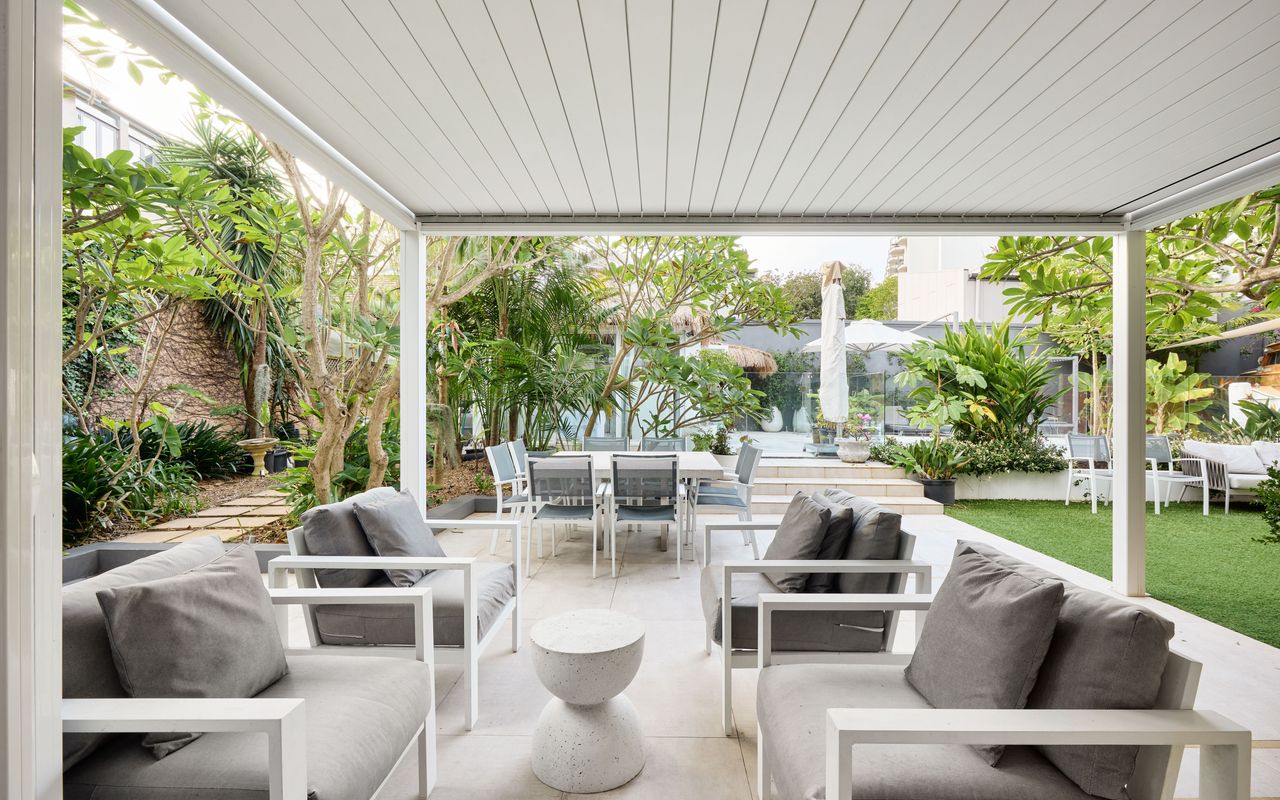 Palm Bliss, Double Bay