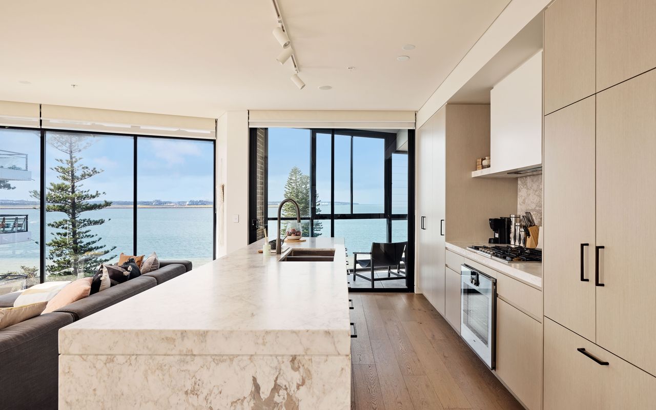 Grand Bayfront, Brighton-Le-Sands ISYD