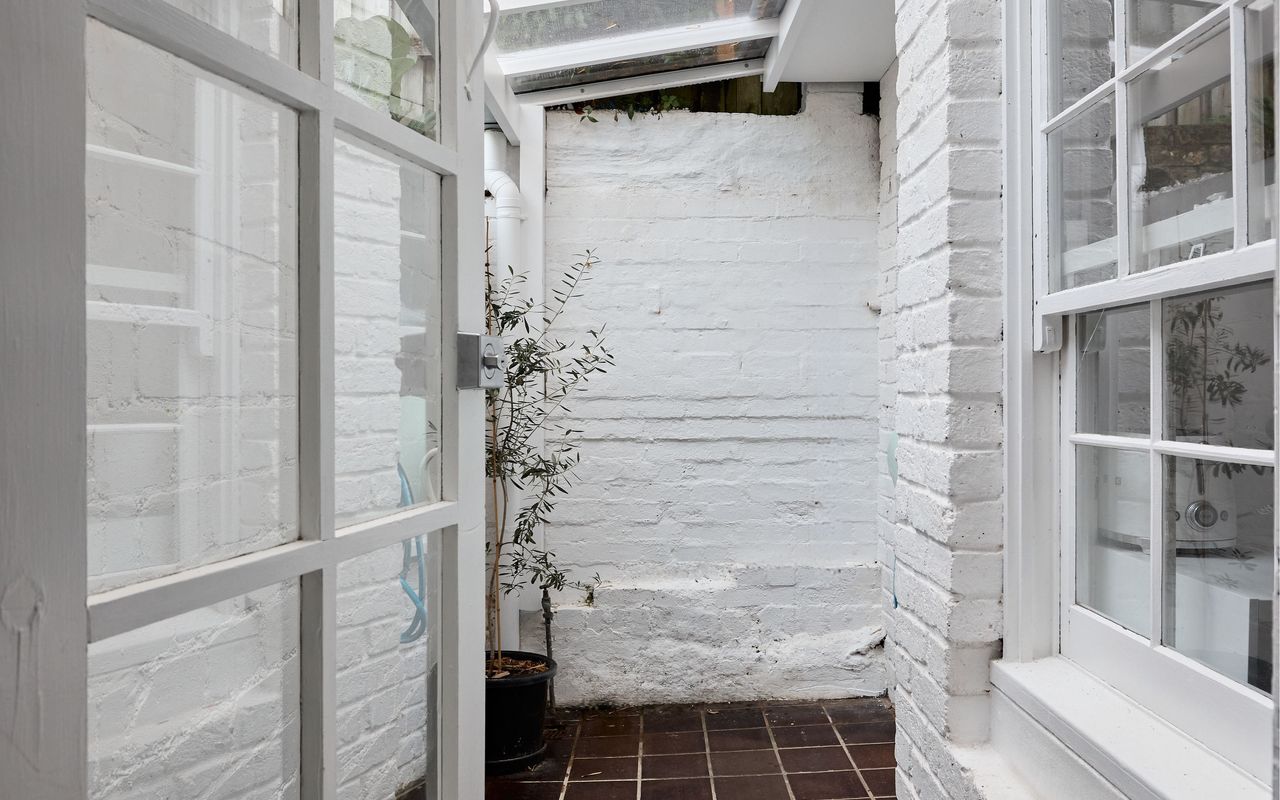 Laneway Cottage, Surry Hills ISYD