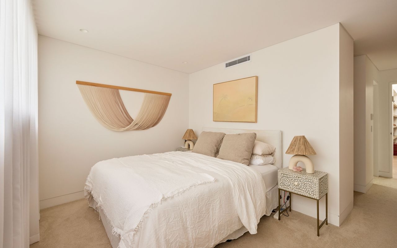 Meadow House, Chifley IH
