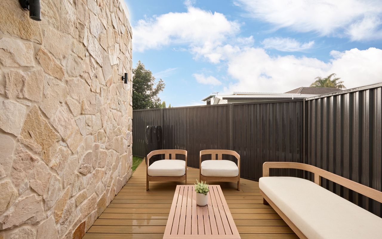 Meadow House, Chifley IH