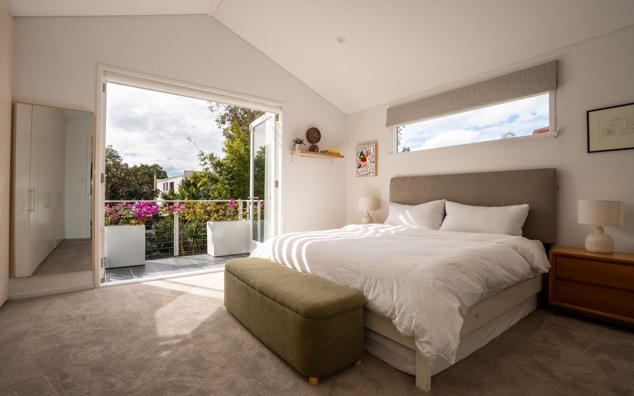 Alora House, North Bondi ISYD