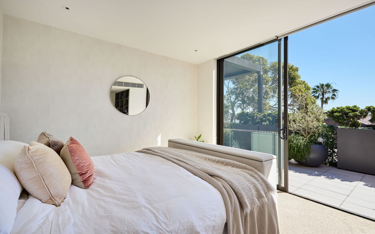 The Pearl Terrace, Balmain IH