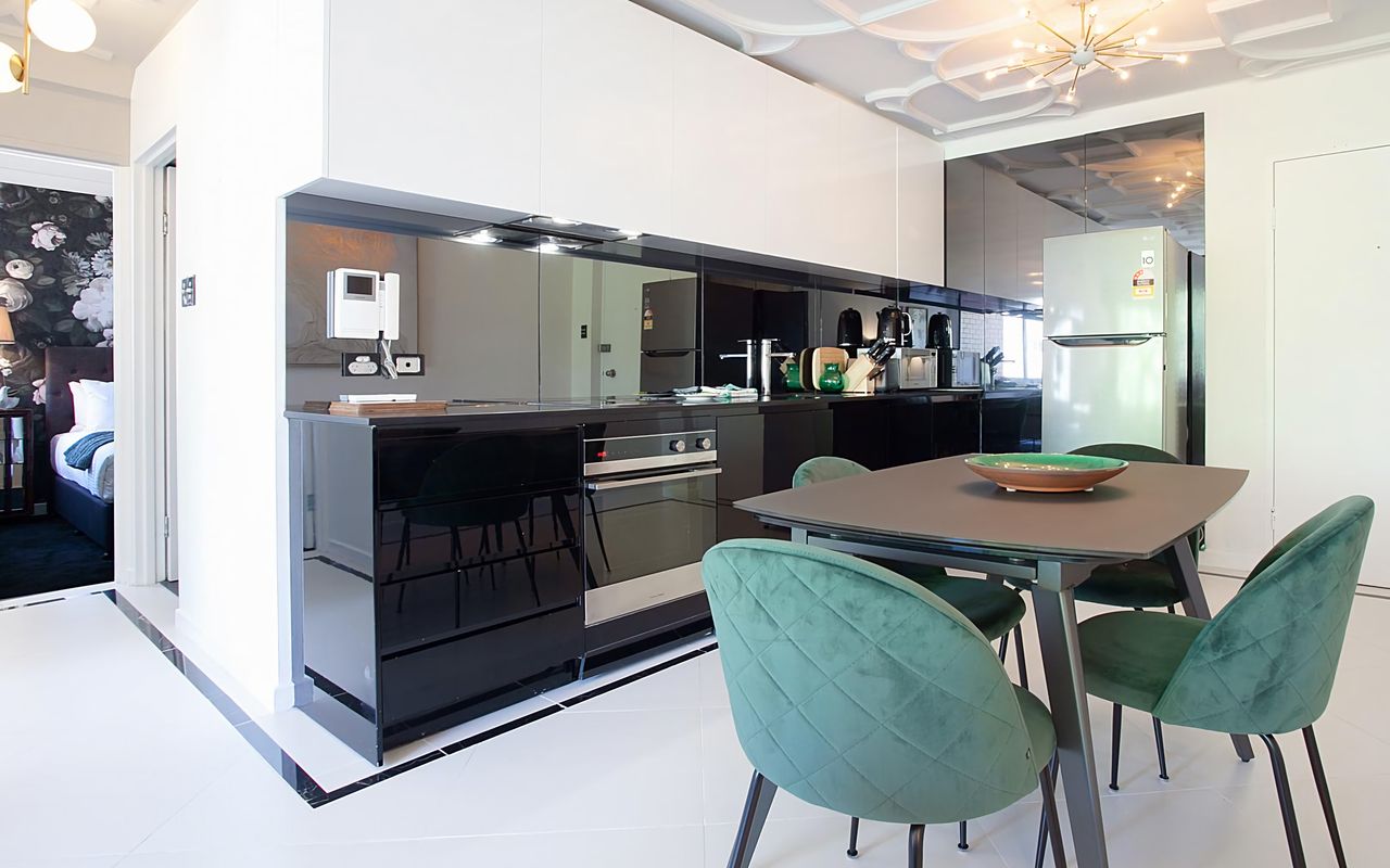 Crown Jewel Darlinghurst I180