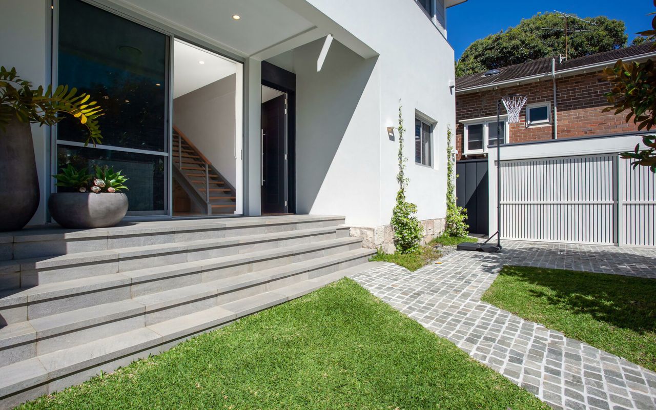 SoCal House Clovelly IH