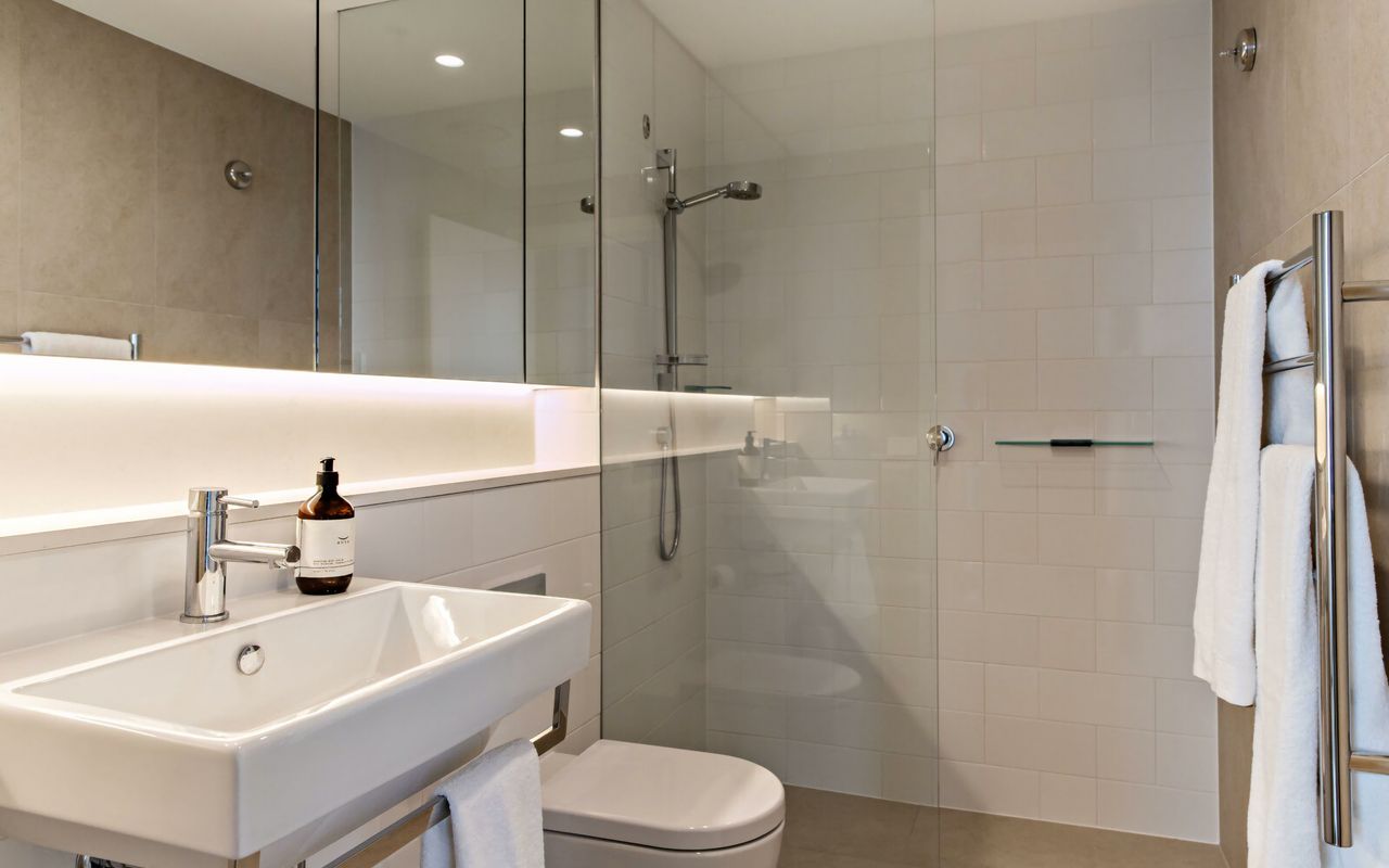 Cosmopolitan Heights ISYD