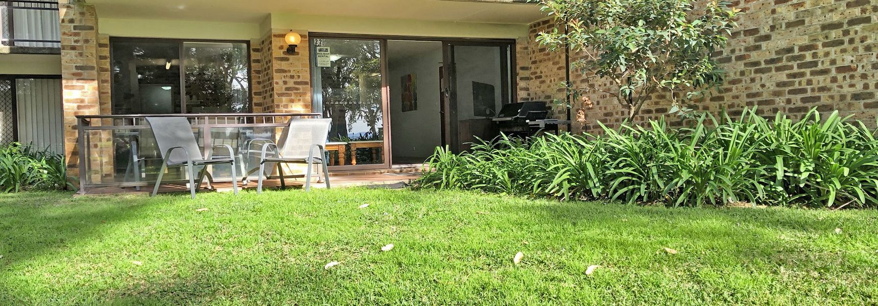 Bay Parklands, 22/2 Gowrie Avenue – pool, tennis court, spa, child friendly