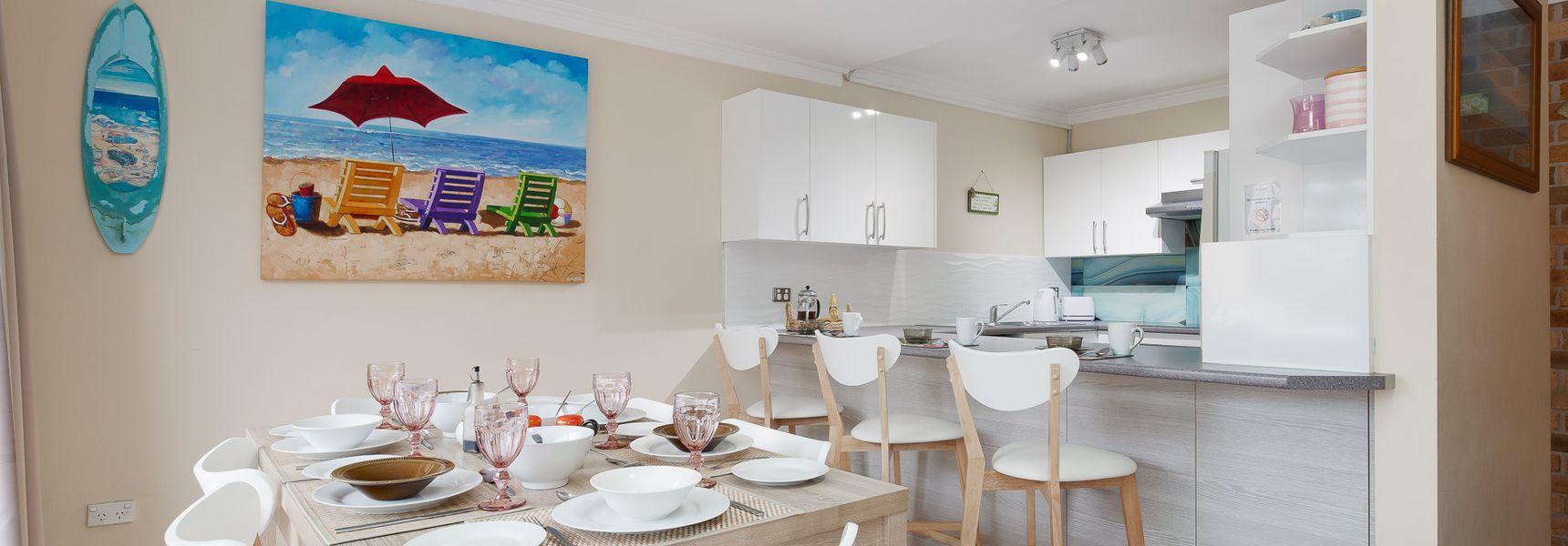 Frangipani, 3/30 Leonard Avenue – great townhouse with air con