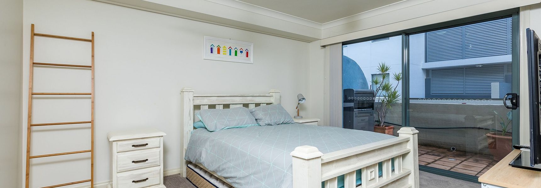 Peninsula Waters, 3/2-4 Soldiers Point Rd – Beautiful Air Conditioned Unit with Pool, Lift & WIFI