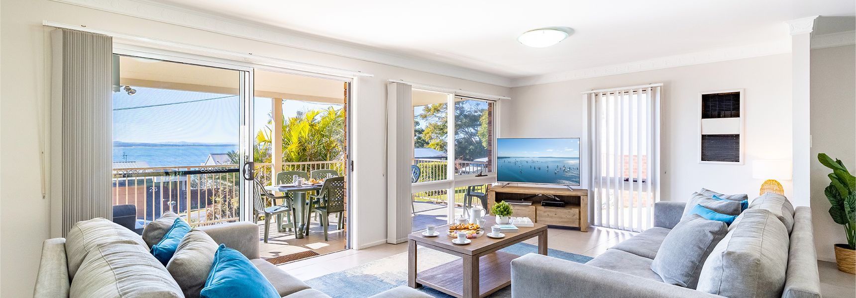 33 Gloucester St – Beautifully furnished house with stunning views and a pool