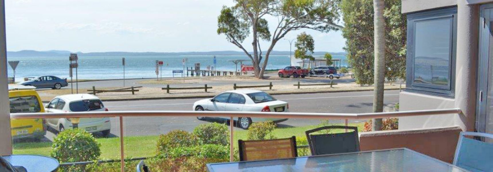 Florentine, 4/11 Columbia Close – spectacular views and air conditioning