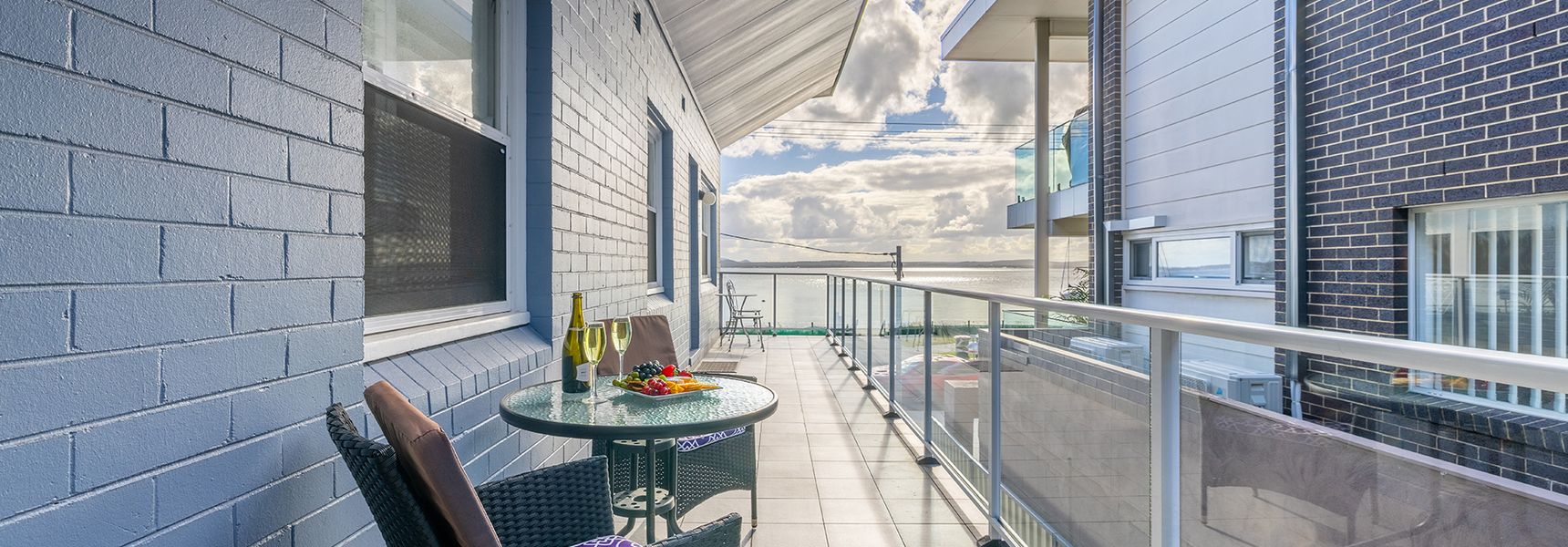 Bayside, 5/21 Victoria Parade – Unit in unbeatable location, with linen and bed making and air conditioning