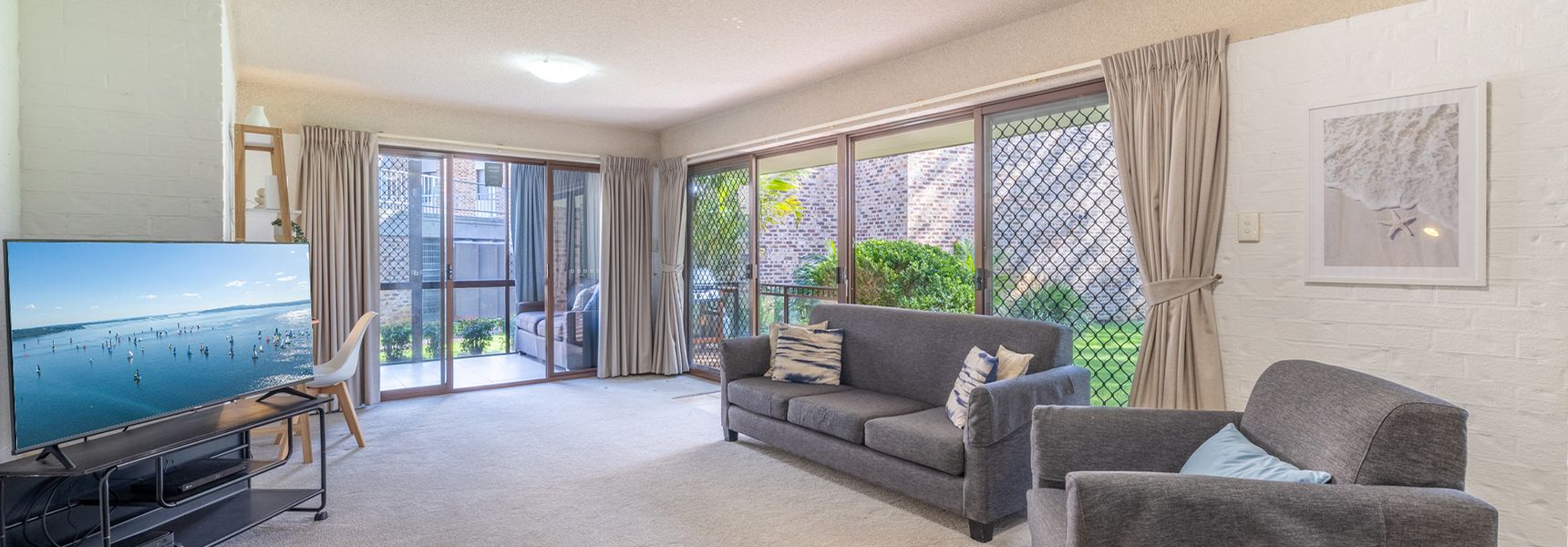Bay Parklands, 56/2 Gowrie Ave – ground floor, air conditioned, wifi & Foxtel