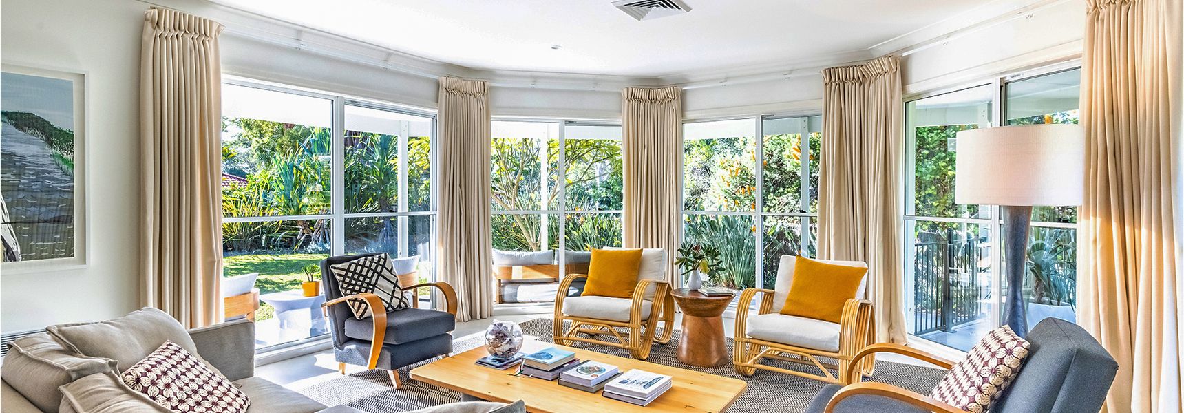 Celeste, 26 Bonito Street – Tranquil, Stylish & Pet friendly