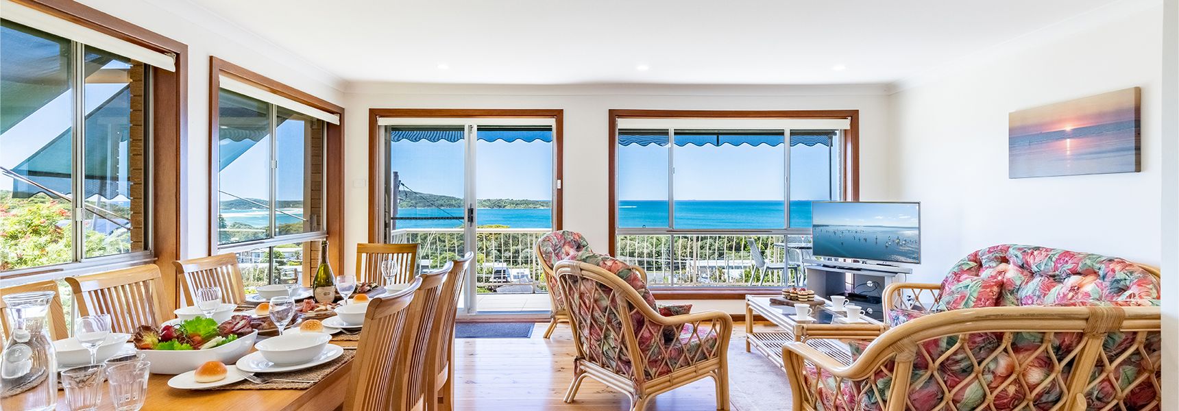 10 Garuwa Street – Fabulous Fingal Bay water views