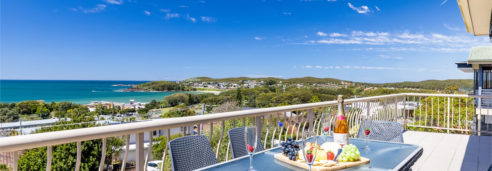 10 Garuwa Street – Fabulous Fingal Bay water views