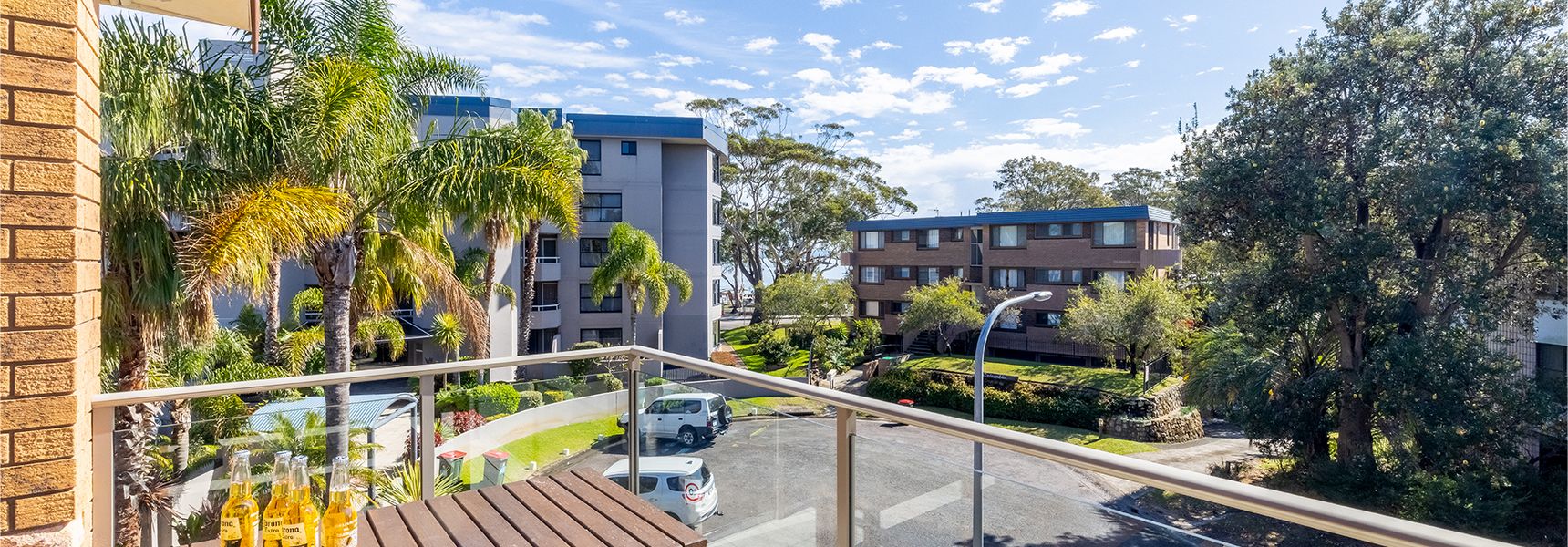 Columbia Views, 2/9 Columbia Close – Aircon, WIFI, Netflix, Views & Boat Parking