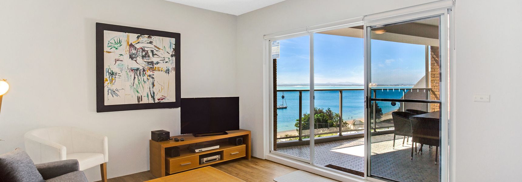 Kiah, 10/53 Victoria Parade – Stunning Views, AIRCON and Close to the Marina