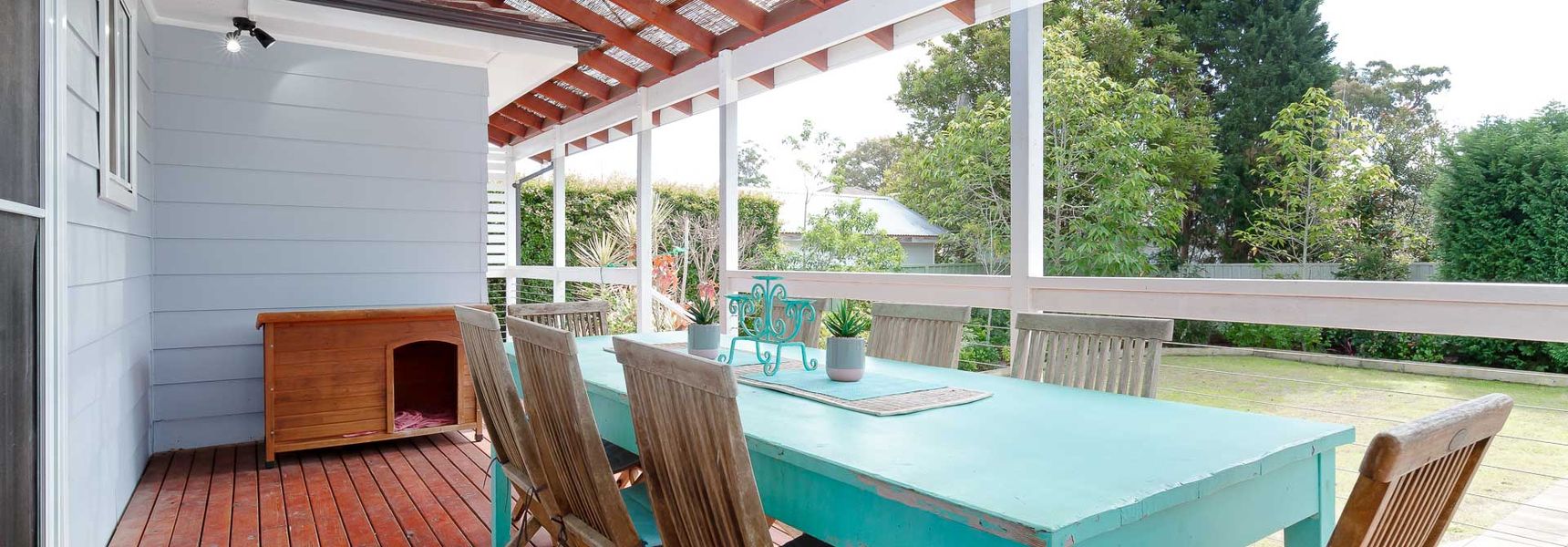 Rubys Retreat, 44 Achilles Street – pet friendly, aircon, wifi & boat parking