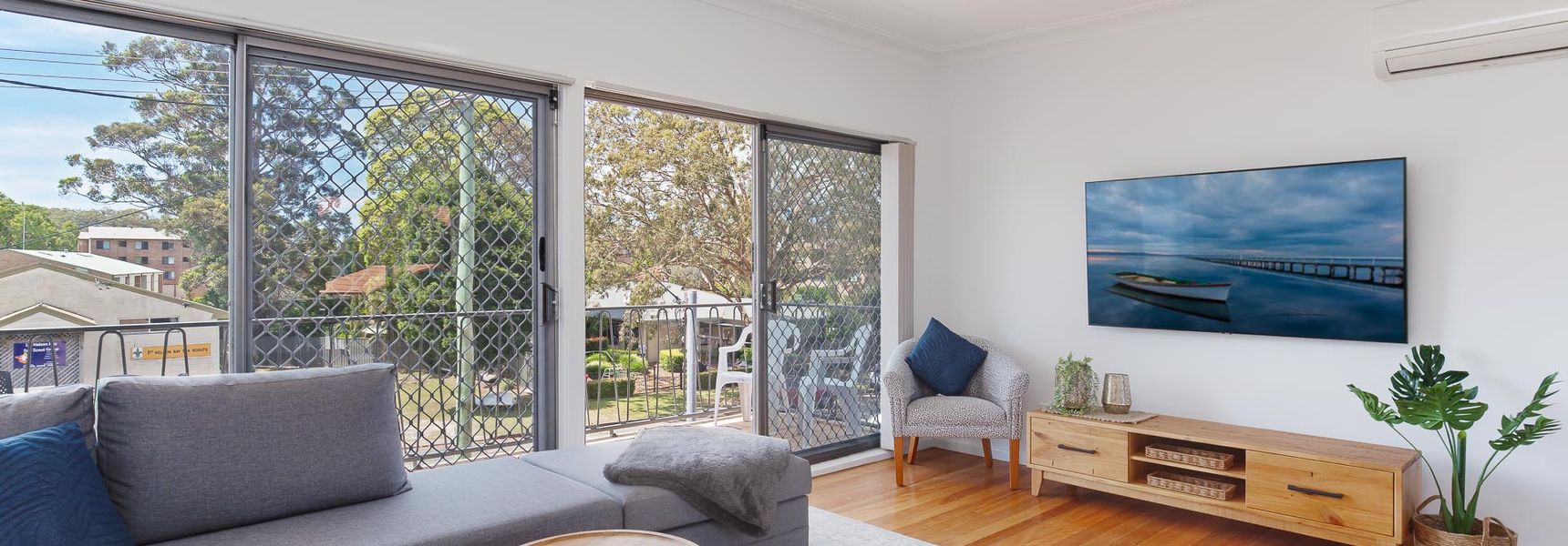 The Norburn, 3 Norburn Avenue – aircon, wifi, boat parking, close to water & clubs