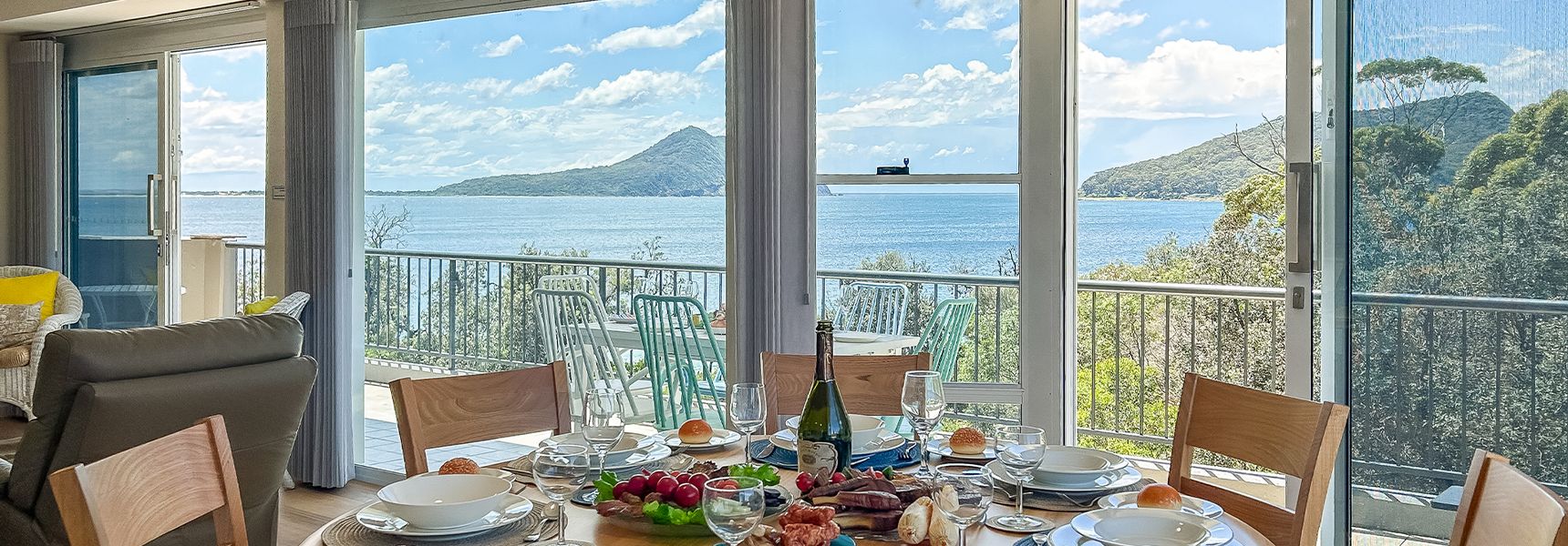 Albacore 7, 12-14 Ondine Close – waterfront, pool, lift & views