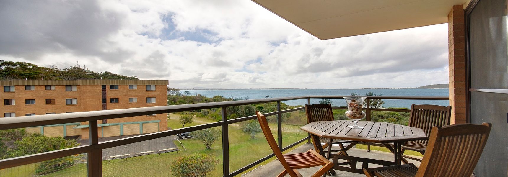 Promenade 11, 8 Intrepid Close – air conditioned unit with beautiful water views