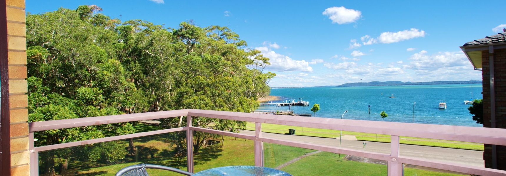 Collendina 15 19 Kurrawa Close water views and wifi