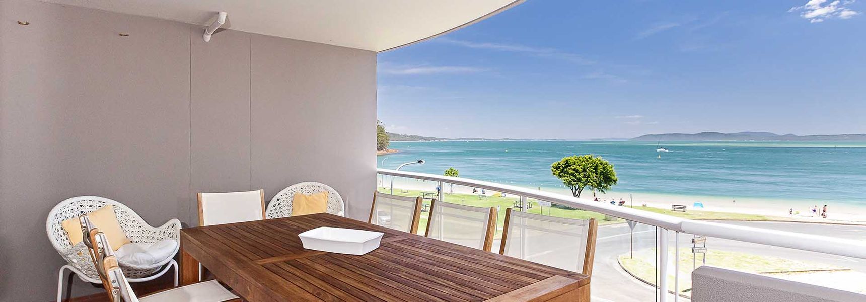 Florentine, 12/11 Columbia Close – WIFI, Aircon, spectacular views