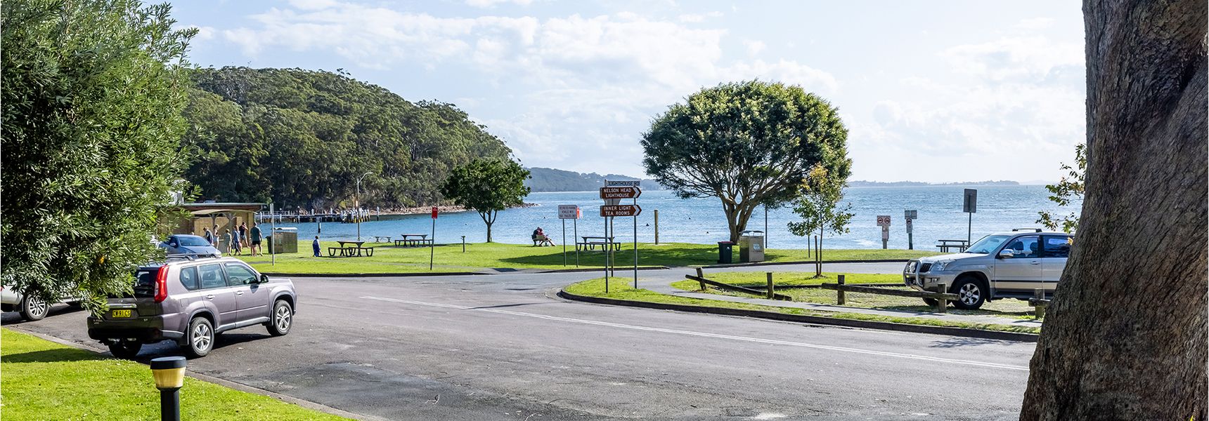 Columbia, 1/12 Columbia Close – large unit with fantastic water views