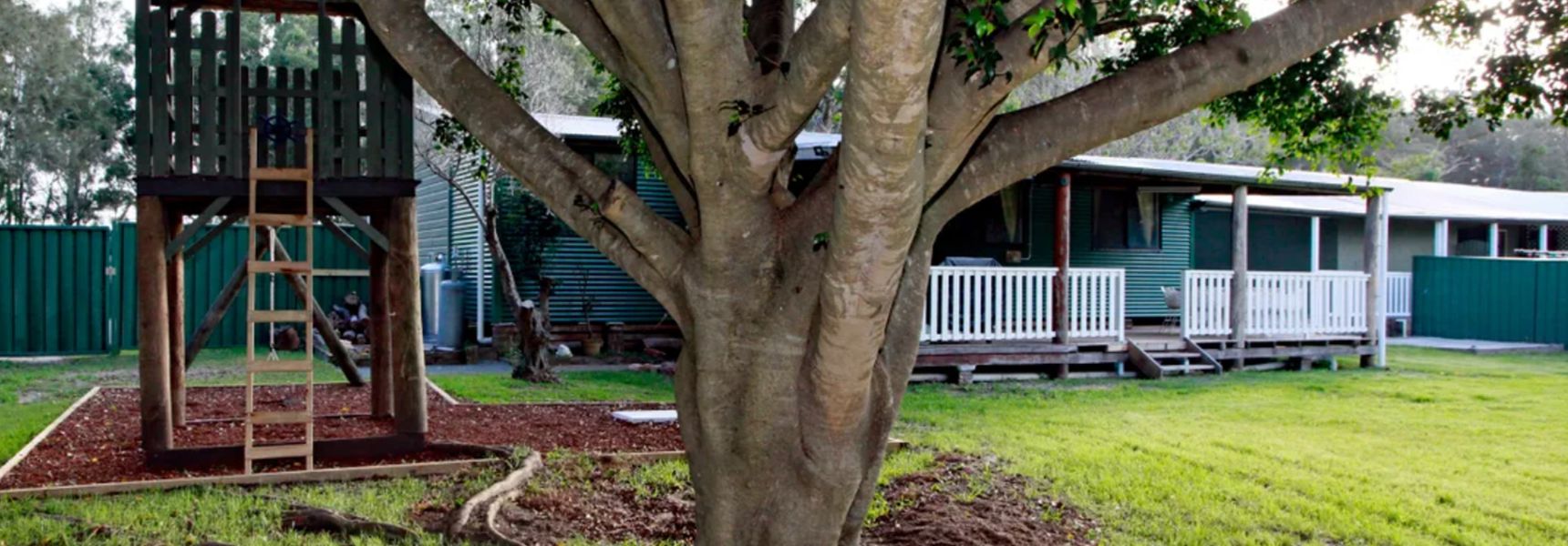 Sahara Trails ‘Complex’ – Sleeping groups, WiFi, Air Conditioning, Horse Riding and much more !!