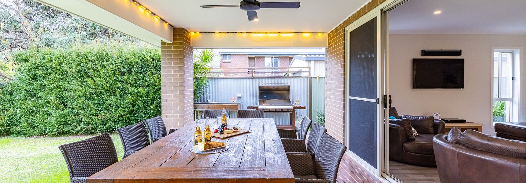 Big Wave At Shoal Bay, 8 Achilles St – large home with ducted air con, Wi-Fi and Linen