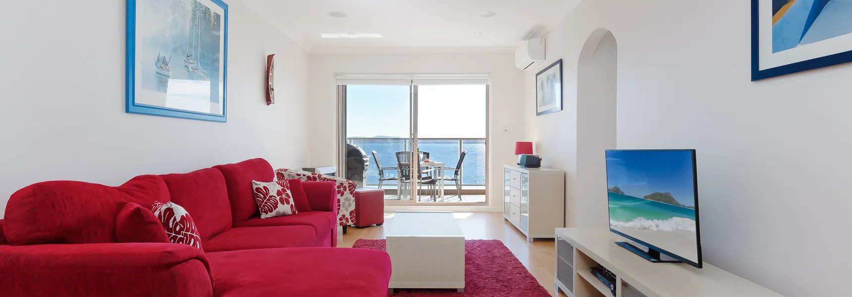 Kiah, 1/53 Victoria Parade – First floor unit with stunning views, Wi-Fi and aircon,