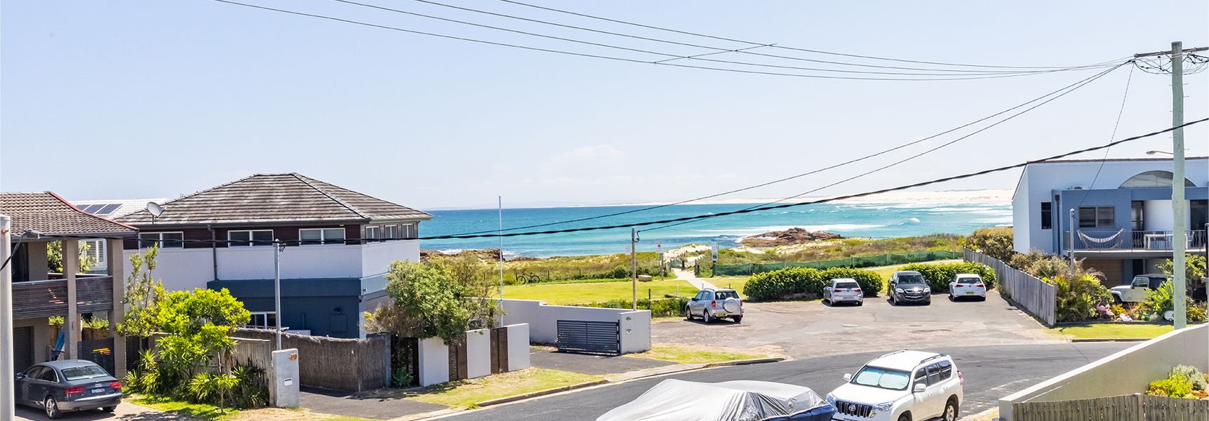 Anna Bay Beach Shack, 44 Ocean Avenue – fantastic 2 storey house with spectacular views