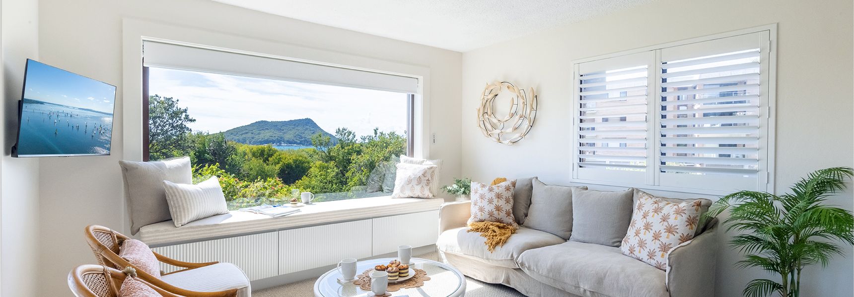 Intrepid, 14/3 Intrepid Close – Completely renovated with water views