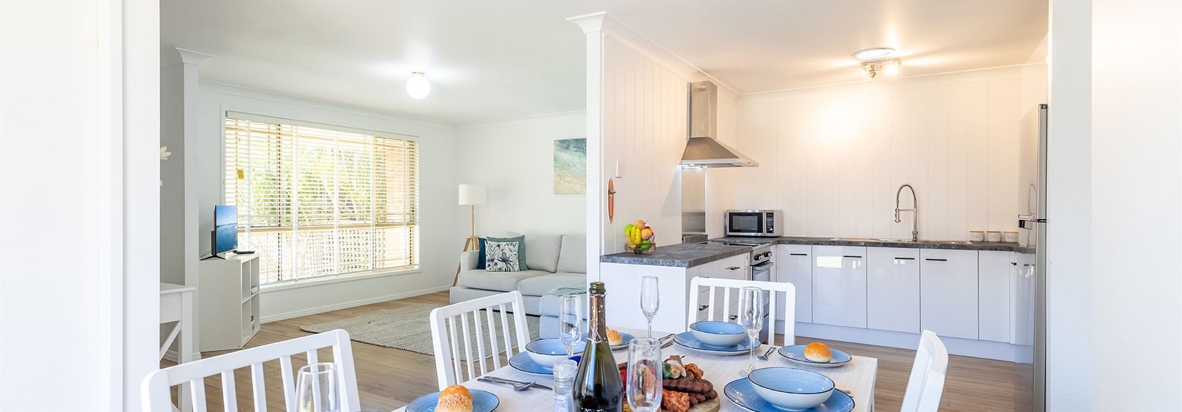 Driftwood Cottage, 1/28 Farm Rd – pet friendly, W-Fi, Air Con and ground floor