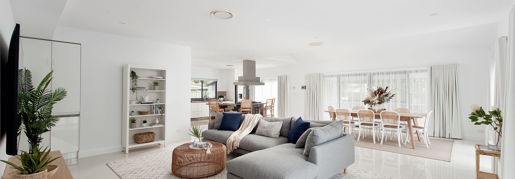 57 Tomaree Rd – air con, Wi-Fi and boat parking