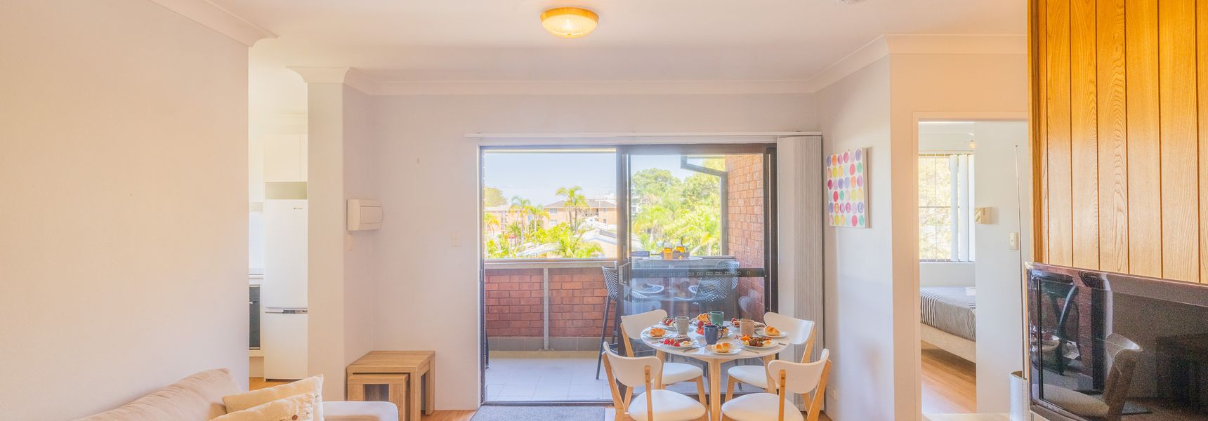 Amanda Court 14, 1-5 Weatherly Close – 250 metres from Shoal Bay Beach