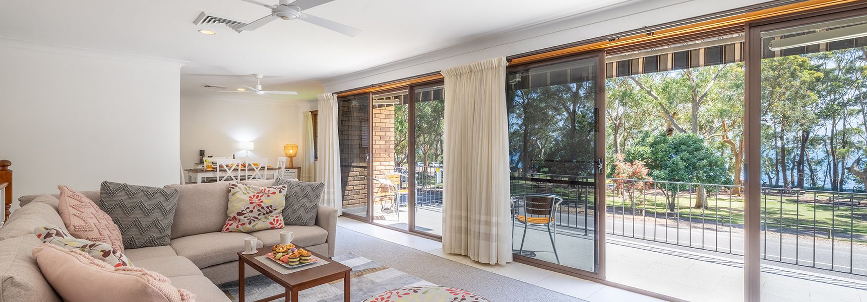 139 Government Rd  – Pet Friendly, Air Con, WiFi, Water views