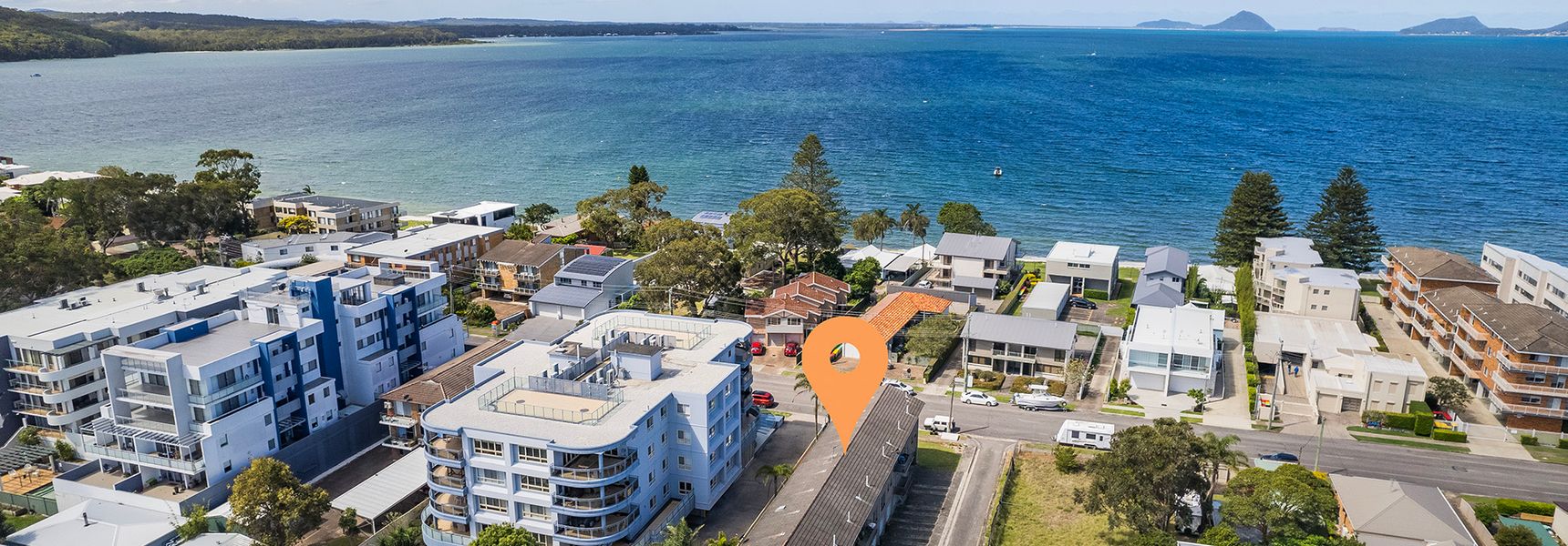 Costas Smerelda, 8/16 Soldiers Point Rd – Linen, Views, Air Con, Wi-Fi