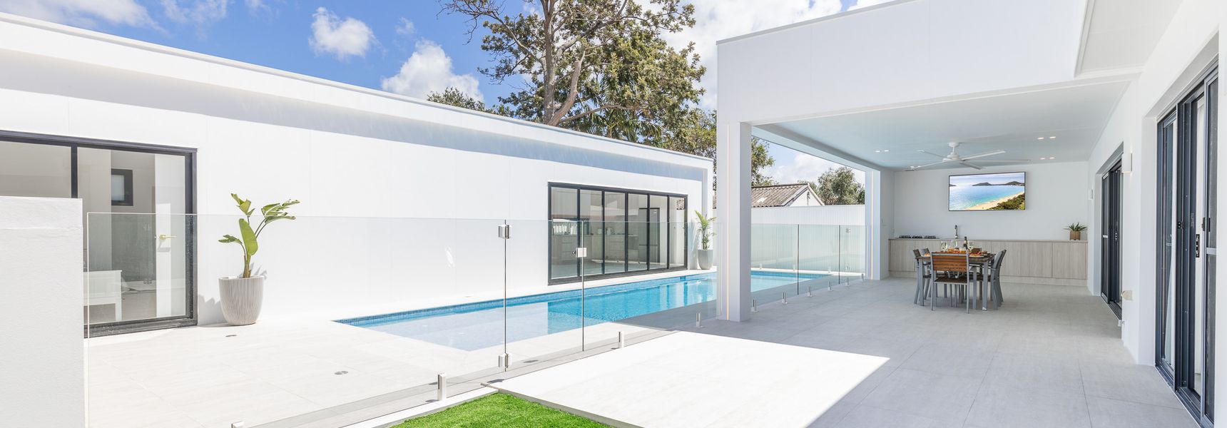 57 Tomaree Road House – Pool, Air-con, Wi-fi, Boat Parking