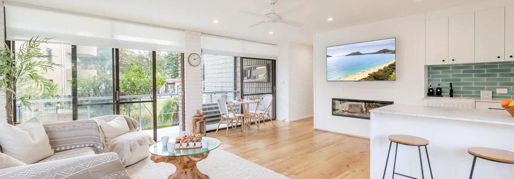 Villa Ellisa, 3/10 Columbia Close – Wi-Fi , parking and close to waterfront