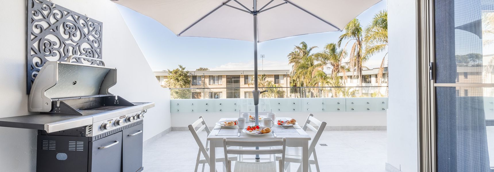 The Dunes, 5/38 Marine Dr – pool, tennis court, Wi-Fi