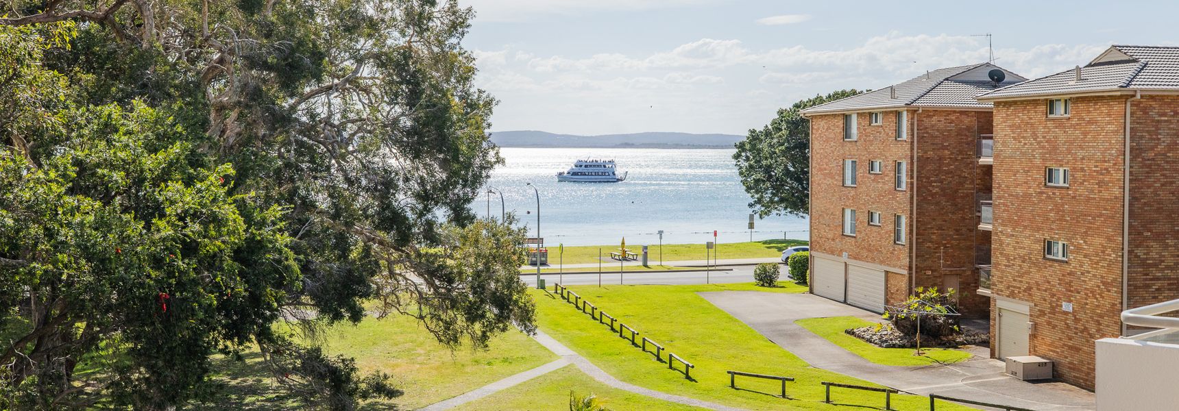 Mistral Court 16, 17 Mistral Cl – stunning views of Little Beach