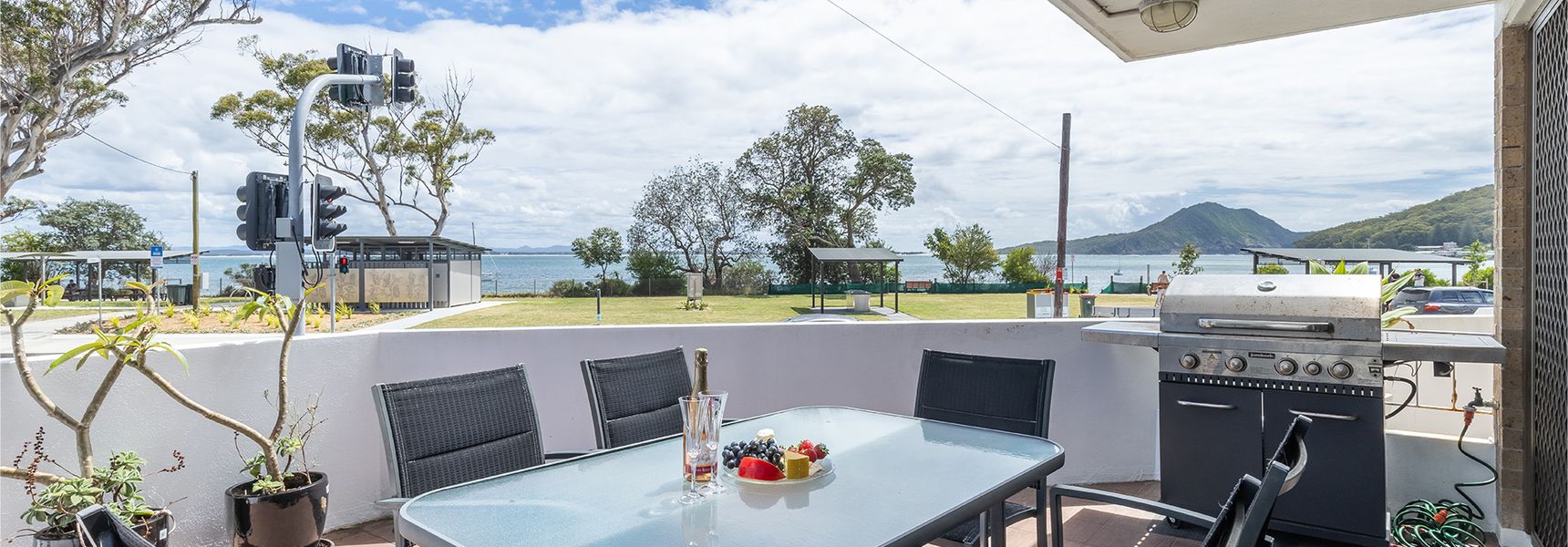 Fleetwood, 2/63 Shoal Bay Road – spectacular views