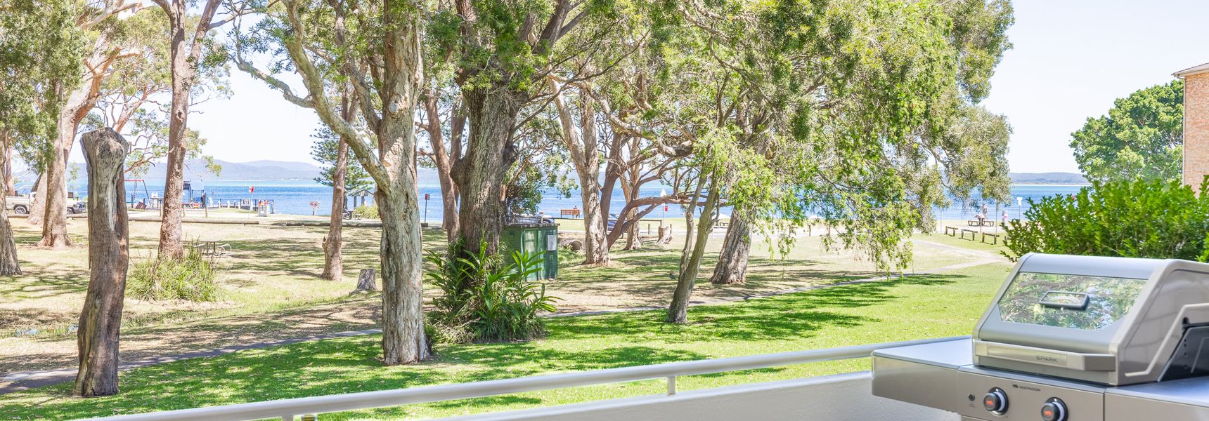 Mistral Court 2, 17 Mistral Close – little beach water views & WIFI