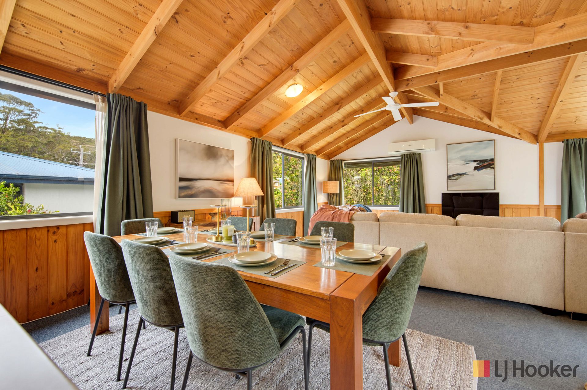 Open Plan Raked Ceiling 50 Banyandah Street, South Durras - Batemans Bay Accommodation